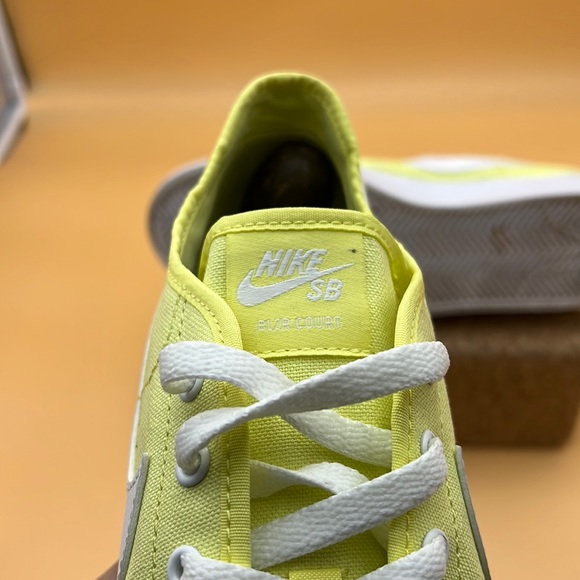 Nike SB BLZR Court Size 11.5 Yellow/White - Picture 9 of 12